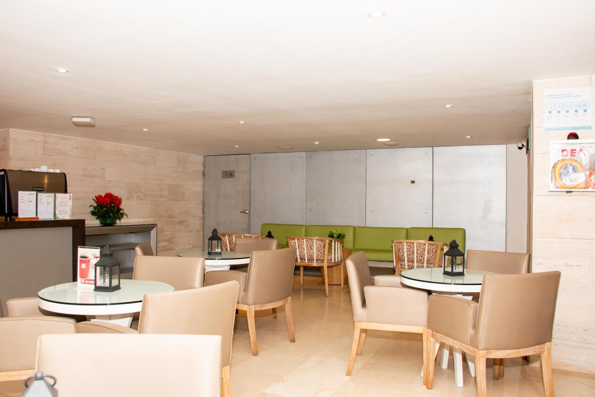 Hotel Capilla Del Mar 5*